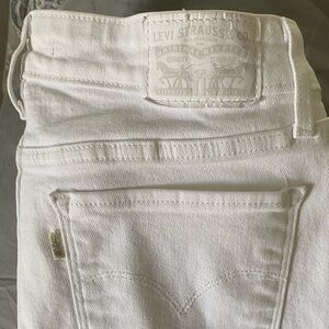 Levi’s 712 Slim White Jeans